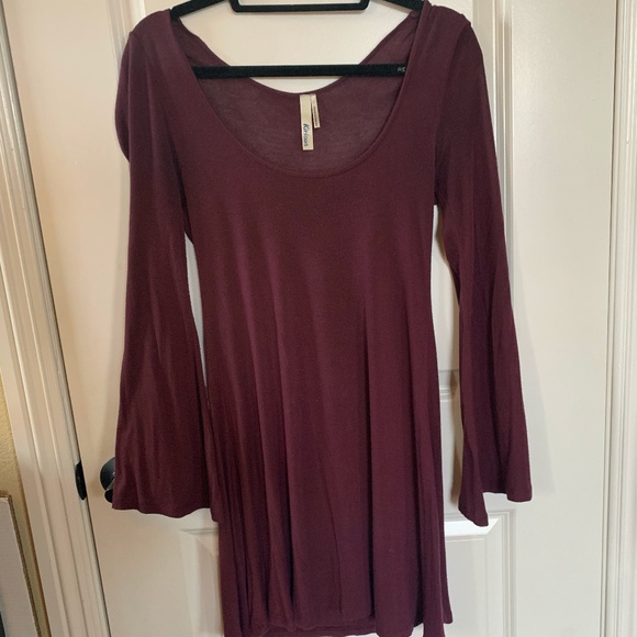 Maroon Flowy Dress - Picture 1 of 2